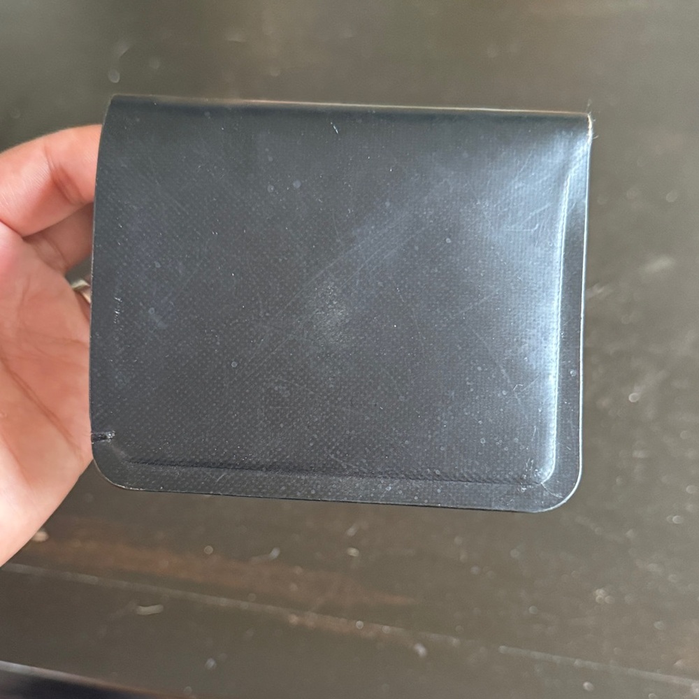 Lululemon Black Wallet - Picture 4 of 4